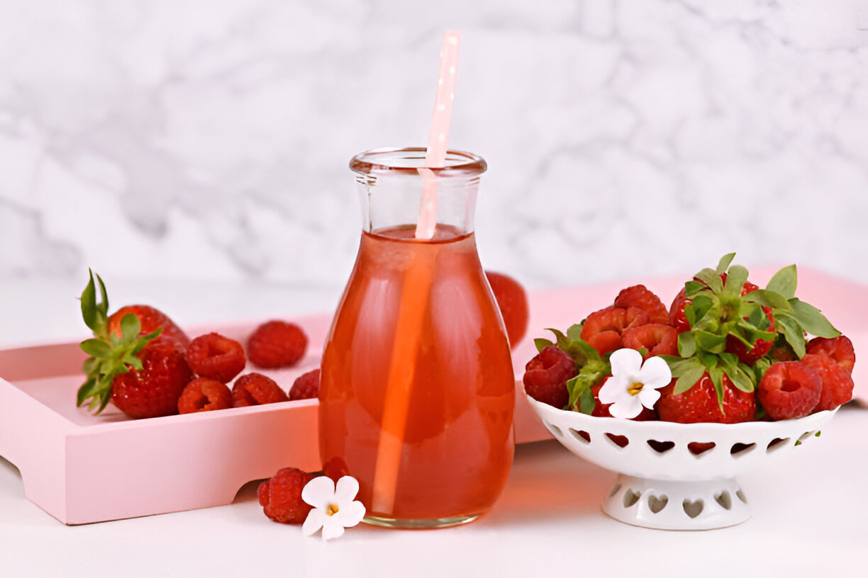 Easy Homemade Strawberry Lemonade